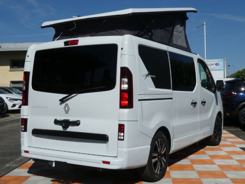 Photo 3 de l'offre de RENAULT TRAFIC VAN ANTILOPE VAN Aménagé FLEX5 2.0 DCi 150 BVM6 L1 GD CFT à 62450€ chez Mérignac auto
