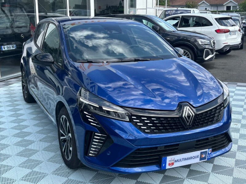 Photo 2 de l'offre de RENAULT CLIO V 0.9 TCe 90 BVM6 TECHNO GPS Cam360° JA16 à 18950€ chez Mérignac auto