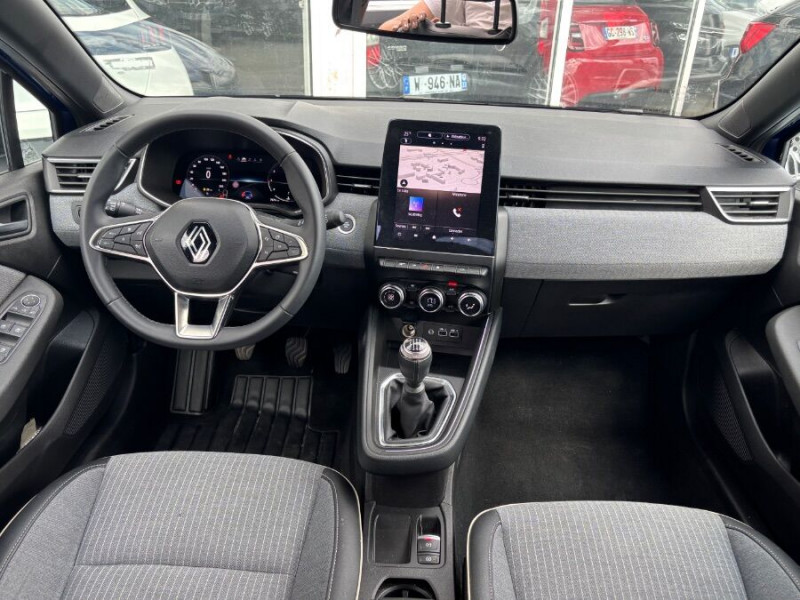 Photo 13 de l'offre de RENAULT CLIO V 0.9 TCe 90 BVM6 TECHNO GPS Cam360° JA16 à 18950€ chez Mérignac auto