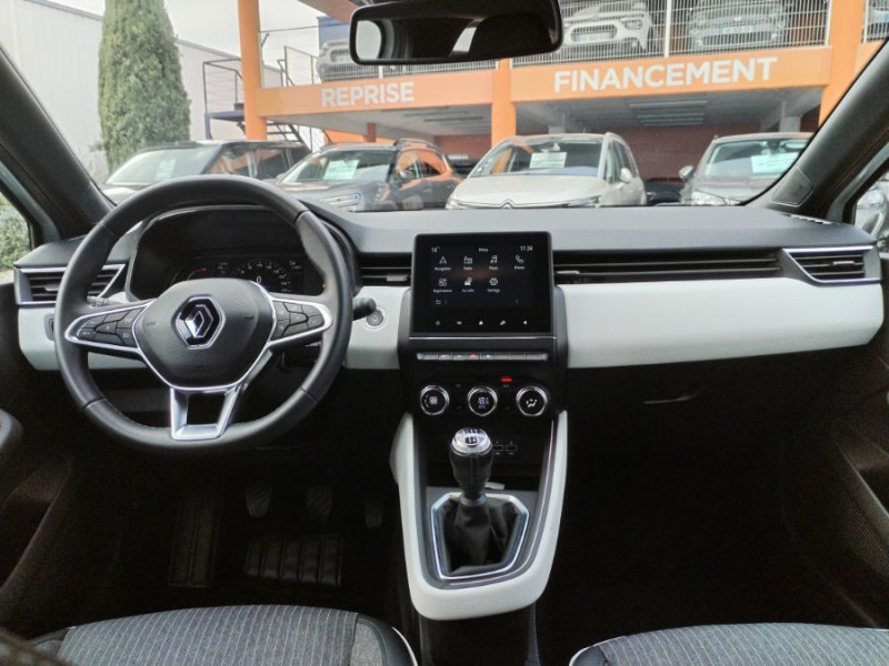 Photo 13 de l'offre de RENAULT CLIO V 1.3 TCe 140 BVM6 TECHNO GPS Camera VT Arr. à 18950€ chez Mérignac auto