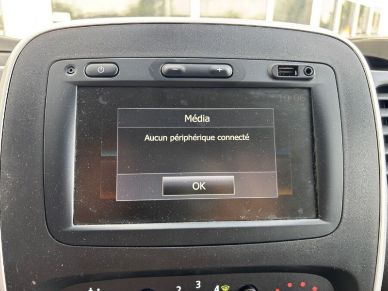 Photo 27 de l'offre de FIAT TALENTO 2.0 TwinTurbo 145 BVM6 Diesel Ecojet L2H1 1,2t Attel. Options 22450.H.T. à 22450€ chez Mérignac auto