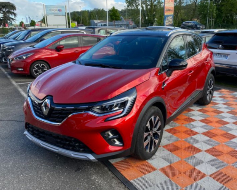 Renault CAPTUR II 1.3 MILD HYBRID 140 MHEV EDC6 TECHNO Camera 360° Radars Key Less Hybride ROUGE FLAMME TOIT NOIR Occasion à vendre