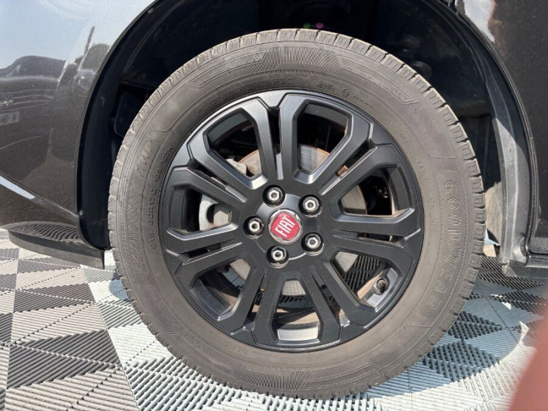 Photo 9 de l'offre de FIAT TALENTO 2.0 TwinTurbo 145 BVM6 Diesel Ecojet L2H1 1,2t Attel. Options 22450.H.T. à 22450€ chez Mérignac auto