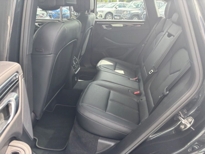 Photo 15 de l'offre de PORSCHE MACAN II 3.0 V6 S 354 PDK TOE PDLS SEM JA19 1ère Main à 57900€ chez Mérignac auto