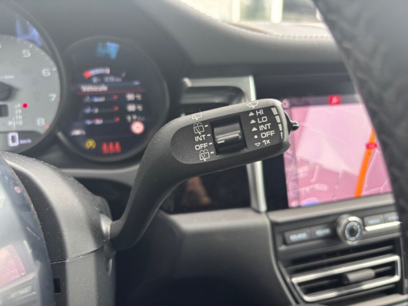 Photo 35 de l'offre de PORSCHE MACAN II 3.0 V6 S 354 PDK TOE PDLS SEM JA19 1ère Main à 57900€ chez Mérignac auto