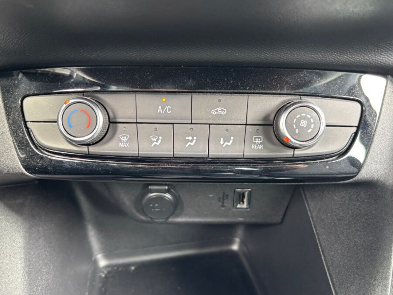 Photo 28 de l'offre de OPEL CORSA VI 1.2 75 EDITION BUSINESS GPS Radar JA16p à 13200€ chez Mérignac auto