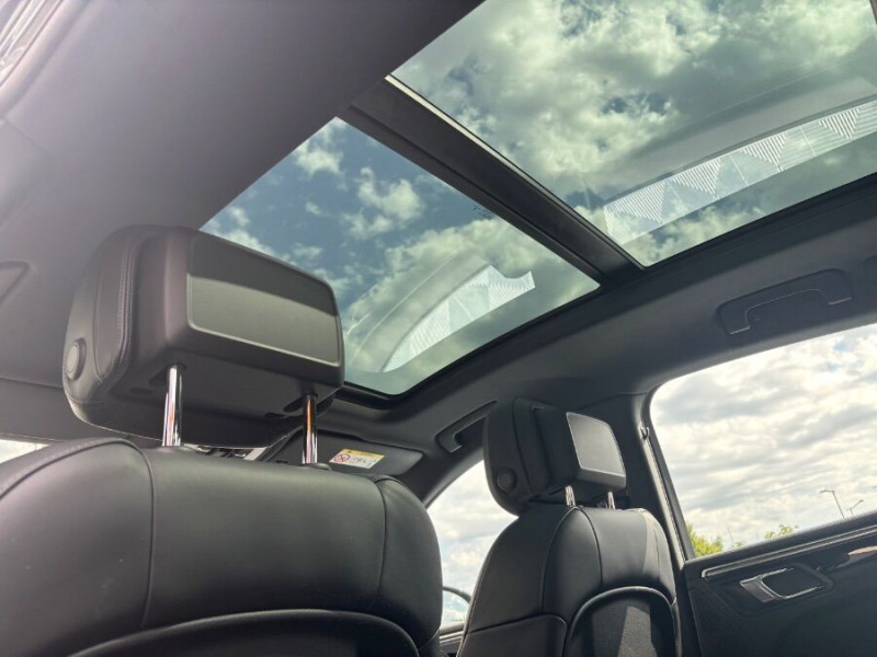 Photo 6 de l'offre de PORSCHE MACAN II 3.0 V6 S 354 PDK TOE PDLS SEM JA19 1ère Main à 57900€ chez Mérignac auto