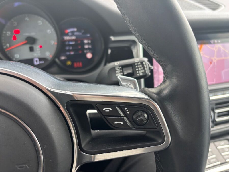Photo 34 de l'offre de PORSCHE MACAN II 3.0 V6 S 354 PDK TOE PDLS SEM JA19 1ère Main à 57900€ chez Mérignac auto
