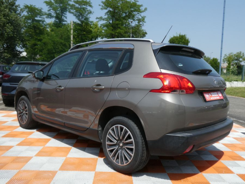 Photo 10 de l'offre de PEUGEOT 2008 1.2 PureTech 82 ACTIVE PACK CLIM Bluetooth à 7450€ chez Mérignac auto