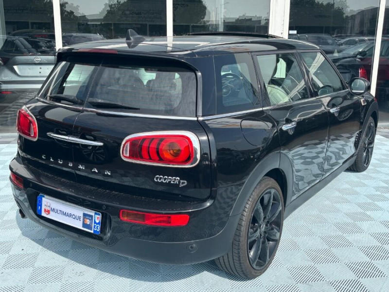 Photo 3 de l'offre de MINI CLUBMAN III 2.0 COOPER D 150 BVM6 CUIR TOIT Ouvrant Camera HUD JA18 à 20450€ chez Mérignac auto