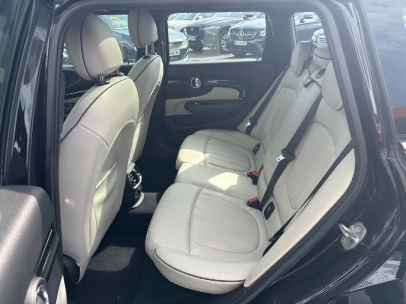Photo 16 de l'offre de MINI CLUBMAN III 2.0 COOPER D 150 BVM6 CUIR TOIT Ouvrant Camera HUD JA18 à 20450€ chez Mérignac auto