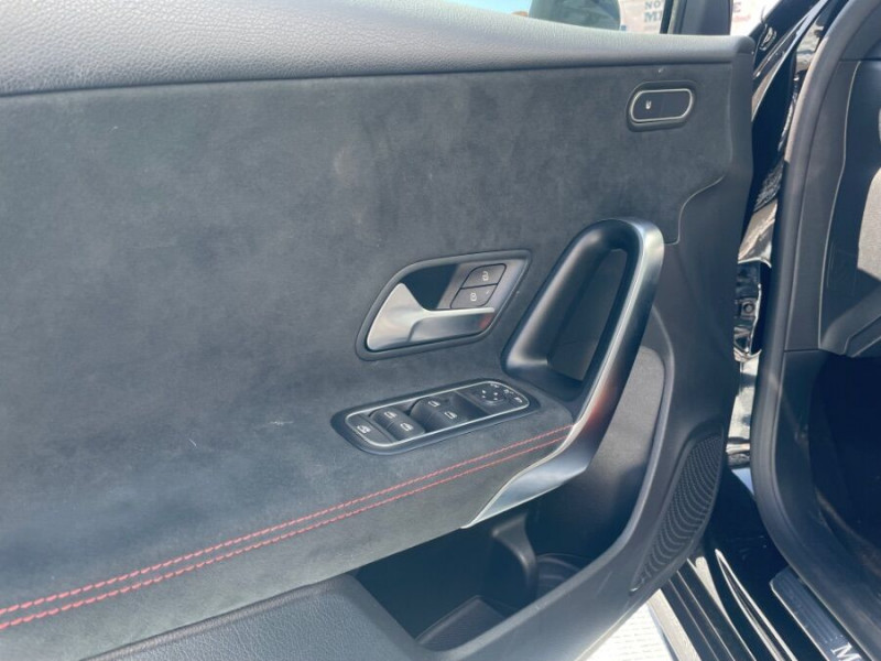 Photo 16 de l'offre de MERCEDES-BENZ CLASSE A IV 220D 190 8G-DCT AMG LINE TOE JA19 Key Less SC à 38490€ chez Mérignac auto