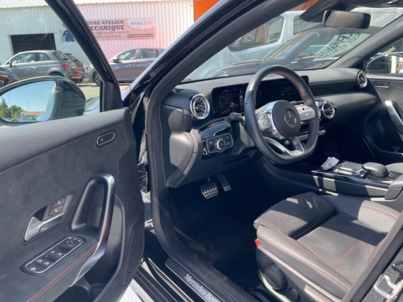 Photo 13 de l'offre de MERCEDES-BENZ CLASSE A IV 220D 190 8G-DCT AMG LINE TOE JA19 Key Less SC à 38490€ chez Mérignac auto