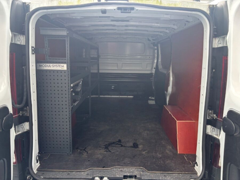 Photo 6 de l'offre de RENAULT TRAFIC FOURGON III 1.6 DCi 120 BV6 L2H1 2T9 1200 CONFORT Galerie 20950.H.T à 20950€ chez Mérignac auto