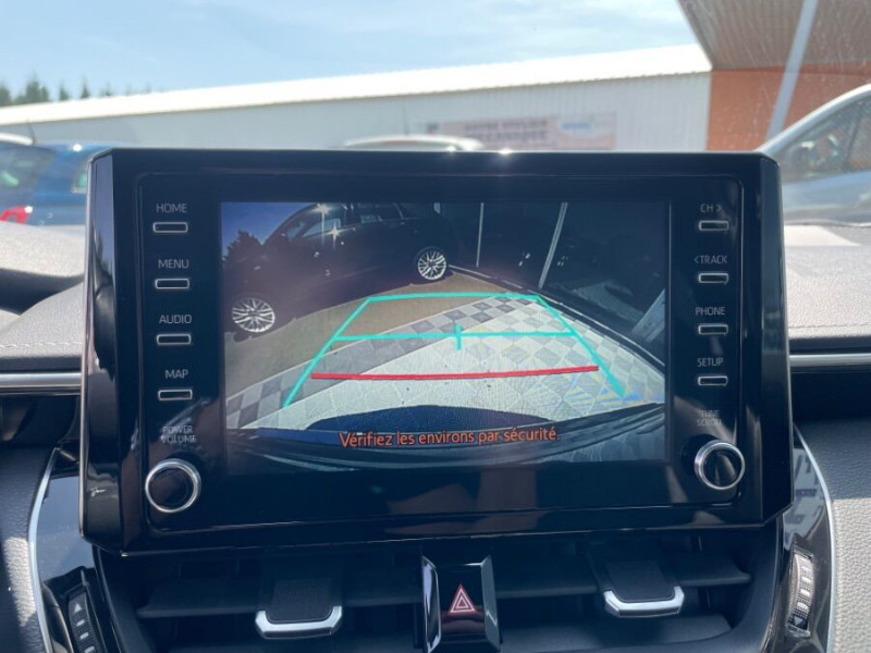 Photo 7 de l'offre de TOYOTA COROLLA XII TOURING SPORTS 1.8 HYBRIDE 122H BVA PREMIUM CUIR 4SC Hayon EL. JA17 à 24950€ chez Mérignac auto