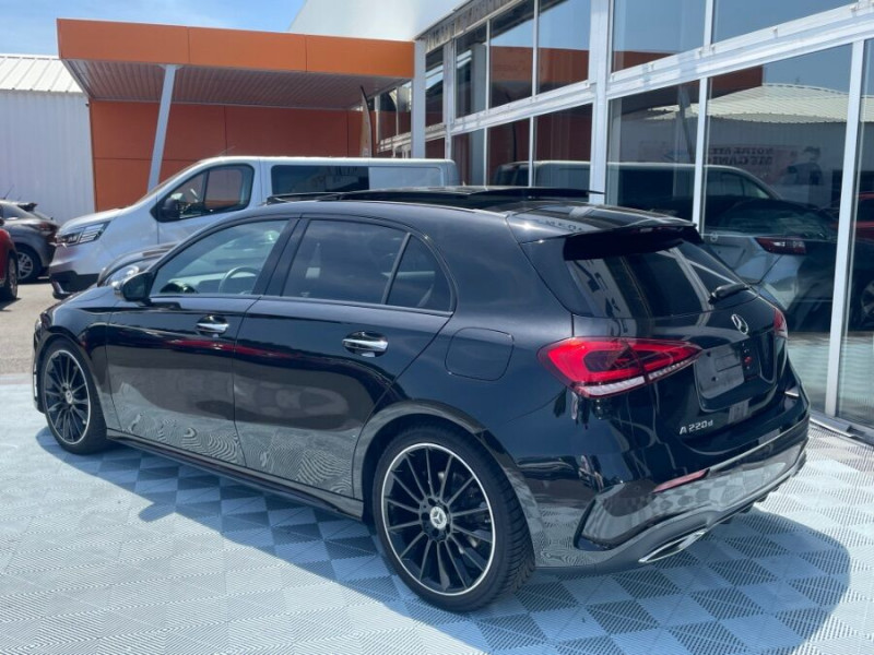 Photo 8 de l'offre de MERCEDES-BENZ CLASSE A IV 220D 190 8G-DCT AMG LINE TOE JA19 Key Less SC à 38490€ chez Mérignac auto