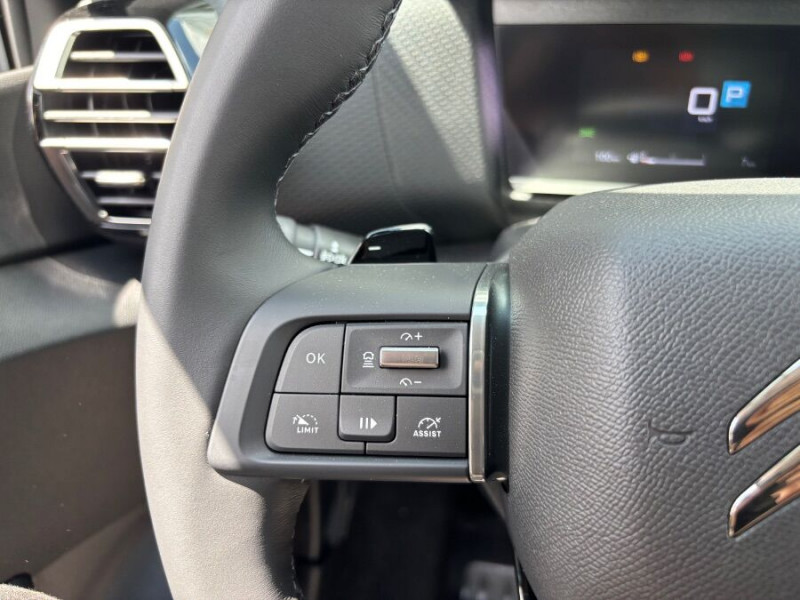 Photo 22 de l'offre de CITROEN C4 1.5 BlueHDi 130 EAT8 MAX Camera ADML JA18 à 26450€ chez Mérignac auto