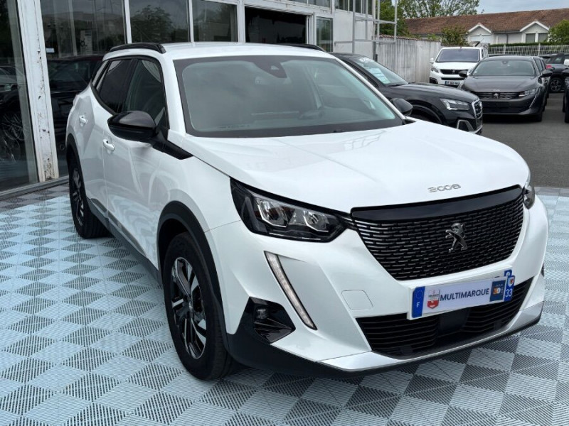 Photo 2 de l'offre de PEUGEOT 2008 II 1.5 BlueHDi 130 EAT8 ALLURE PACK GPS Camera à 22890€ chez Mérignac auto