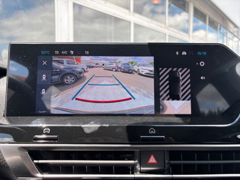 Photo 8 de l'offre de CITROEN C4 1.5 BlueHDi 130 EAT8 MAX Camera ADML JA18 à 26450€ chez Mérignac auto