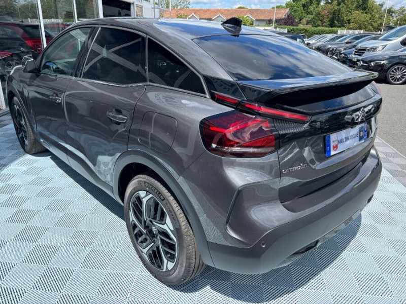 Photo 11 de l'offre de CITROEN C4 1.5 BlueHDi 130 EAT8 MAX Camera ADML JA18 à 26450€ chez Mérignac auto