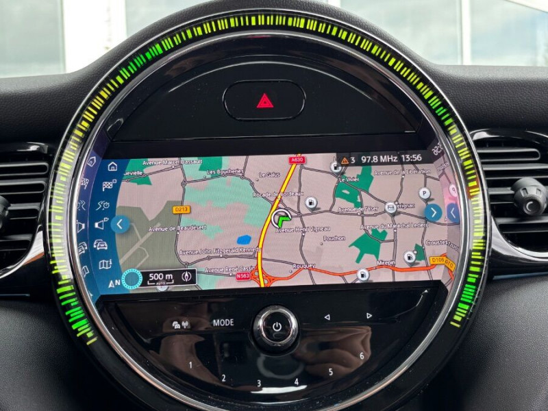 Photo 11 de l'offre de MINI MINI III (F56) NEW 1.5i 136 BVA7 COOPER GPS LED CarPlay Jantes Black à 22950€ chez Mérignac auto