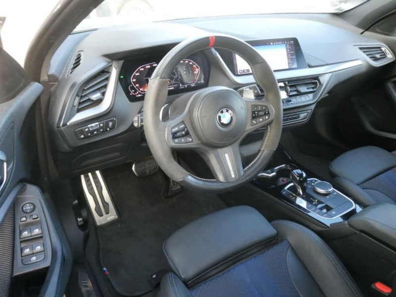 Photo 15 de l'offre de BMW SERIE 1 M135i 306cv XDRIVE M SPORT Pack Ext. M Echapp. Titane Française à 39950€ chez Mérignac auto