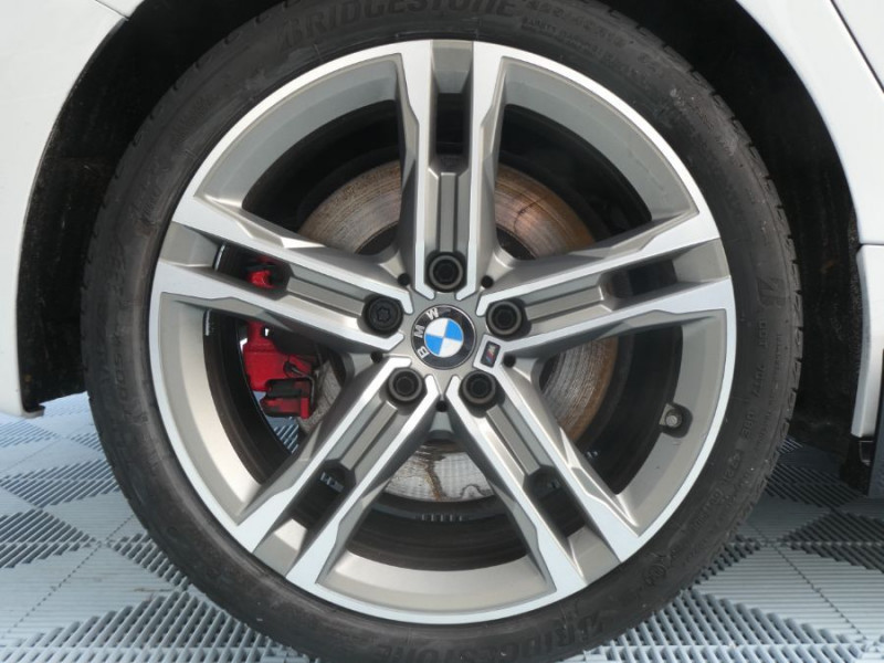 Photo 48 de l'offre de BMW SERIE 1 M135i 306cv XDRIVE M SPORT Pack Ext. M Echapp. Titane Française à 39950€ chez Mérignac auto