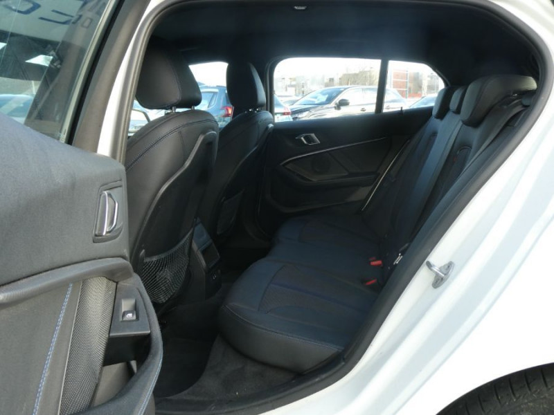 Photo 18 de l'offre de BMW SERIE 1 M135i 306cv XDRIVE M SPORT Pack Ext. M Echapp. Titane Française à 39950€ chez Mérignac auto