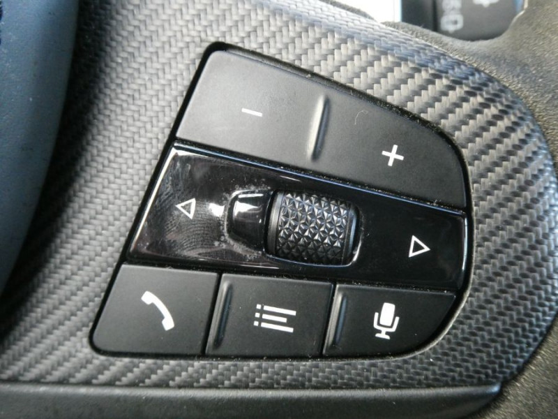 Photo 28 de l'offre de BMW SERIE 1 M135i 306cv XDRIVE M SPORT Pack Ext. M Echapp. Titane Française à 39950€ chez Mérignac auto