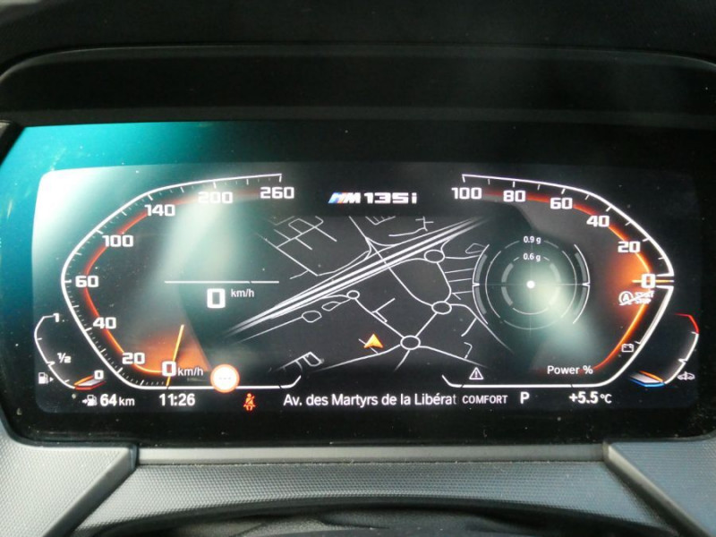 Photo 21 de l'offre de BMW SERIE 1 M135i 306cv XDRIVE M SPORT Pack Ext. M Echapp. Titane Française à 39950€ chez Mérignac auto