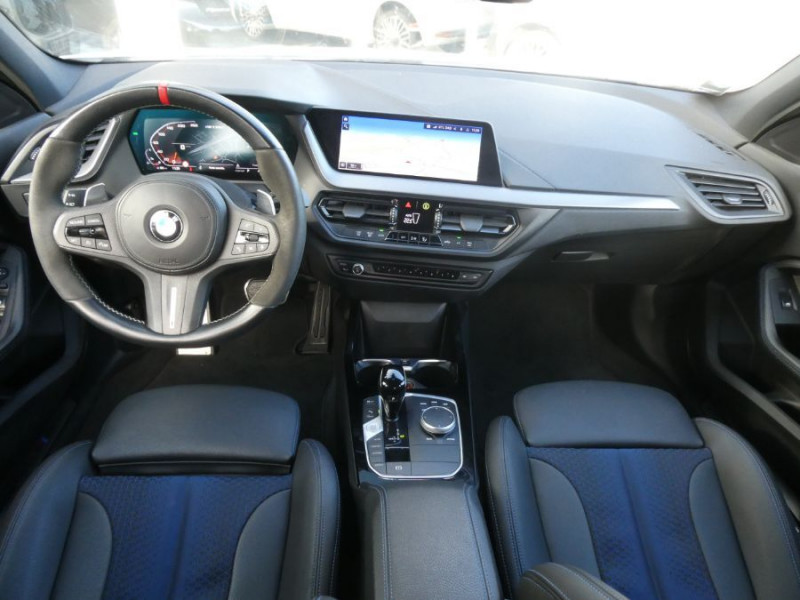 Photo 16 de l'offre de BMW SERIE 1 M135i 306cv XDRIVE M SPORT Pack Ext. M Echapp. Titane Française à 39950€ chez Mérignac auto
