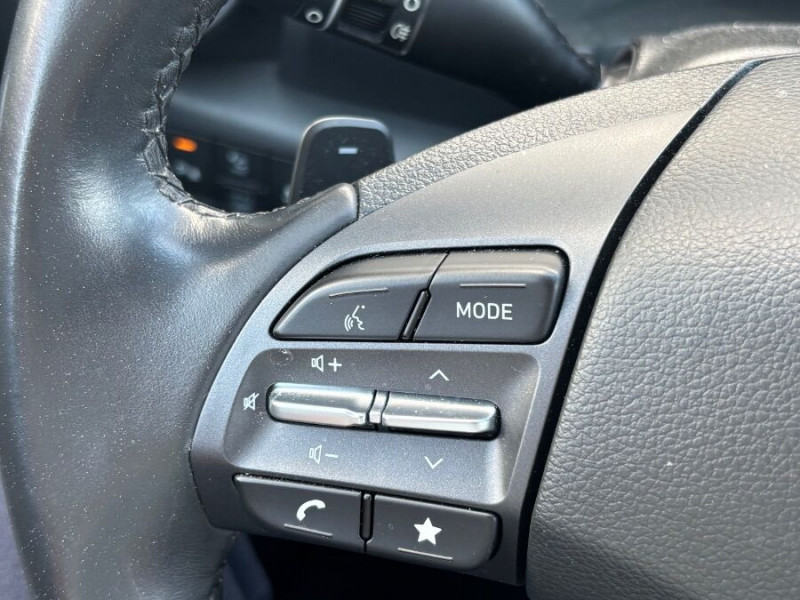 Photo 28 de l'offre de HYUNDAI KONA 1.6 HYBRID 141DCT-6 EXECUTIVE CUIR SE Camera JA18 à 20950€ chez Mérignac auto