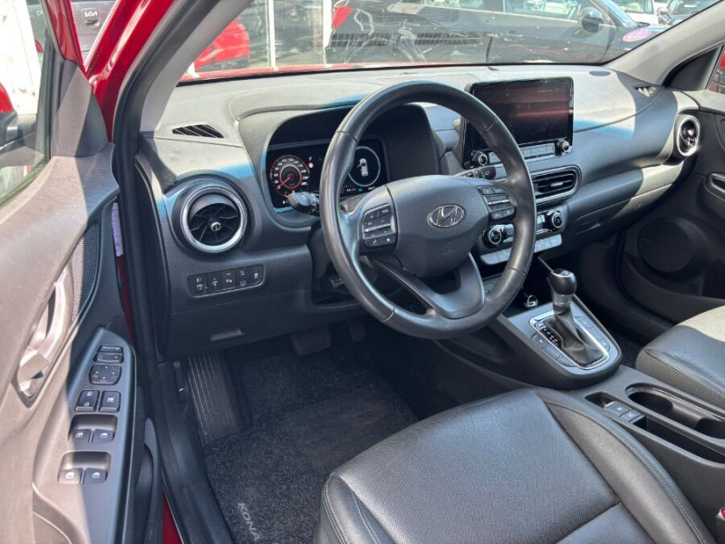 Photo 15 de l'offre de HYUNDAI KONA 1.6 HYBRID 141DCT-6 EXECUTIVE CUIR SE Camera JA18 à 20950€ chez Mérignac auto