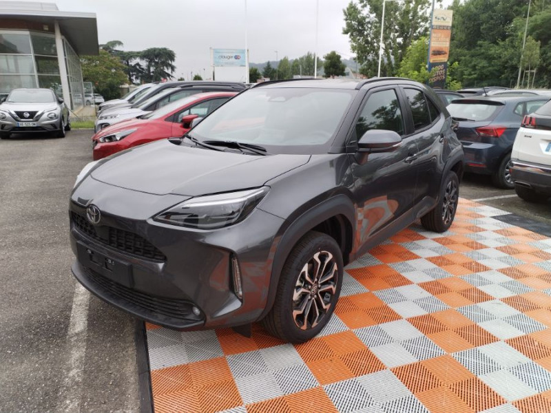 Photo 1 de l'offre de TOYOTA YARIS CROSS 1.5 HYBRIDE 116H BVA DESIGN SC JA17 Camera Key Less ACC à 27490€ chez Mérignac auto