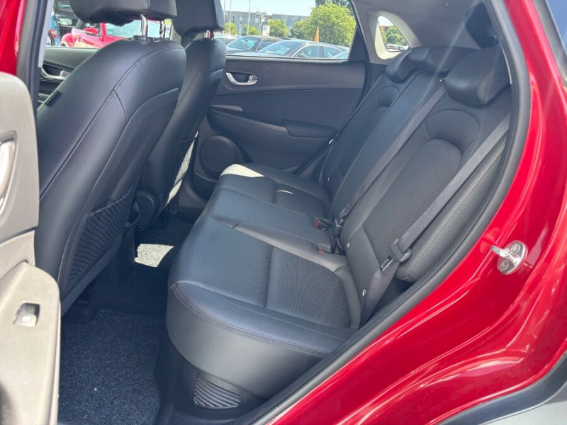 Photo 17 de l'offre de HYUNDAI KONA 1.6 HYBRID 141DCT-6 EXECUTIVE CUIR SE Camera JA18 à 20950€ chez Mérignac auto