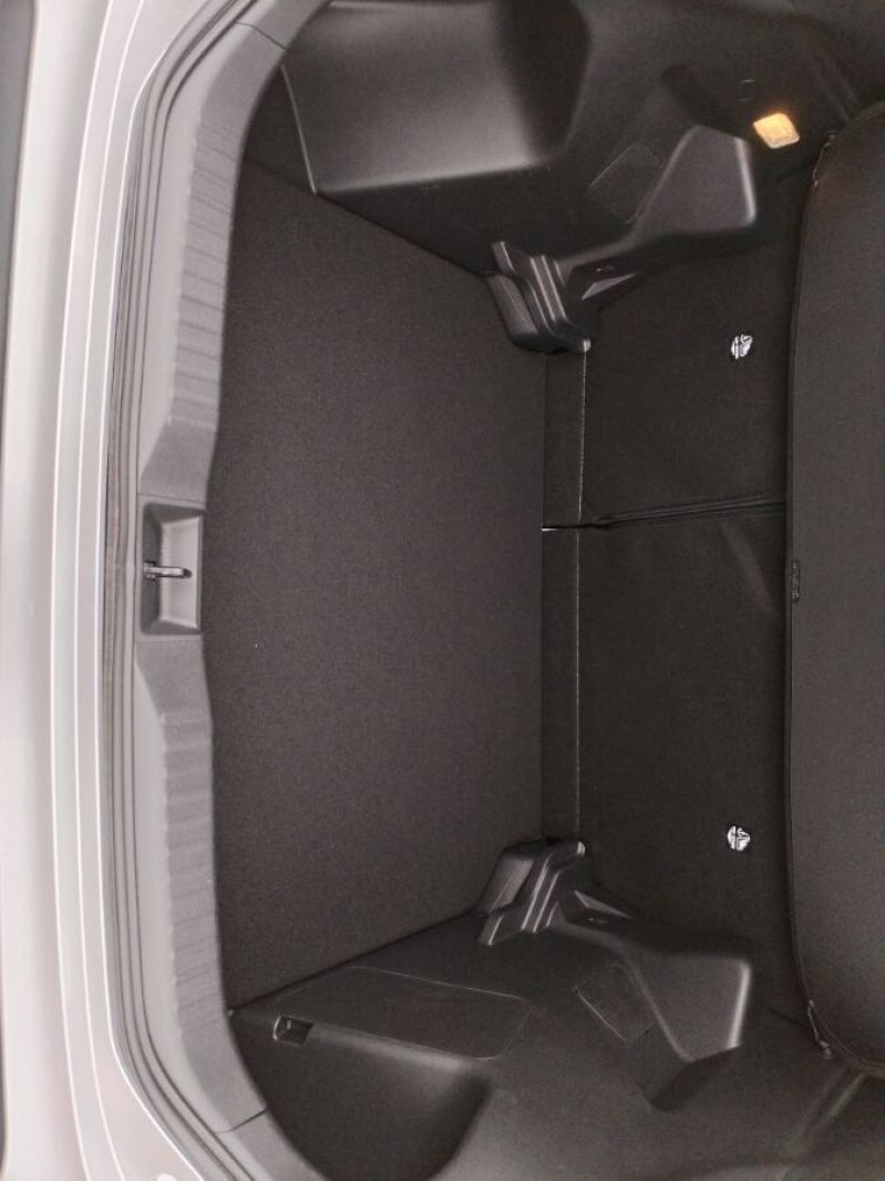 Photo 25 de l'offre de TOYOTA YARIS CROSS 1.5 HYBRIDE 116H BVA DESIGN SC JA17 Camera Key Less ACC à 27490€ chez Mérignac auto