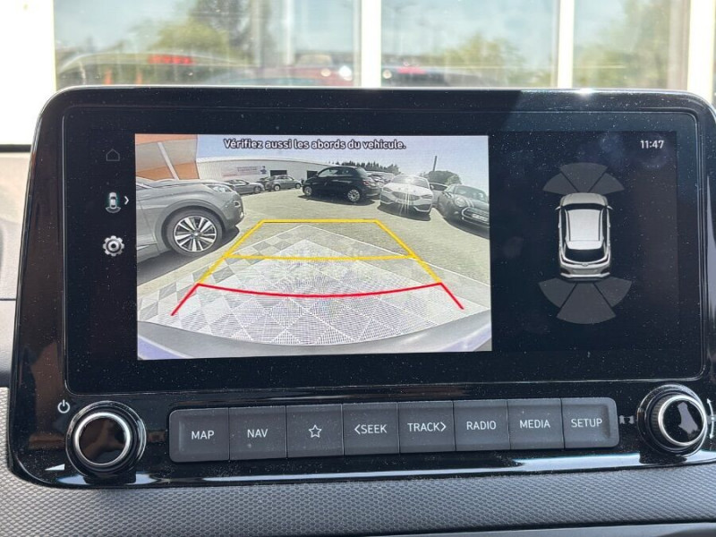 Photo 8 de l'offre de HYUNDAI KONA 1.6 HYBRID 141DCT-6 EXECUTIVE CUIR SE Camera JA18 à 20950€ chez Mérignac auto