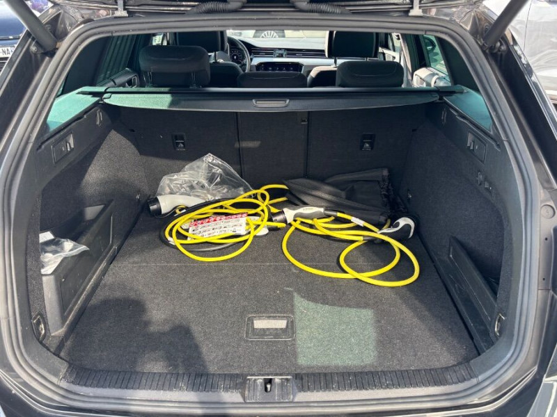 Photo 15 de l'offre de VOLKSWAGEN PASSAT SW VIII 1.4 TSI 218 HYBRID Rechargeable GTE TOE JA18 Hayon EL. Attel à 26490€ chez Mérignac auto