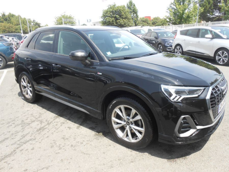Photo 2 de l'offre de AUDI Q3 35 TFSI 150 BVM6 S LINE Camera Hayon EL. 1ère Main à 28950€ chez Mérignac auto