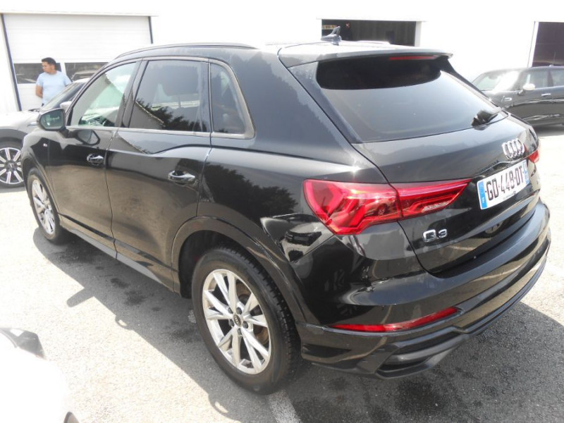 Photo 3 de l'offre de AUDI Q3 35 TFSI 150 BVM6 S LINE Camera Hayon EL. 1ère Main à 28950€ chez Mérignac auto