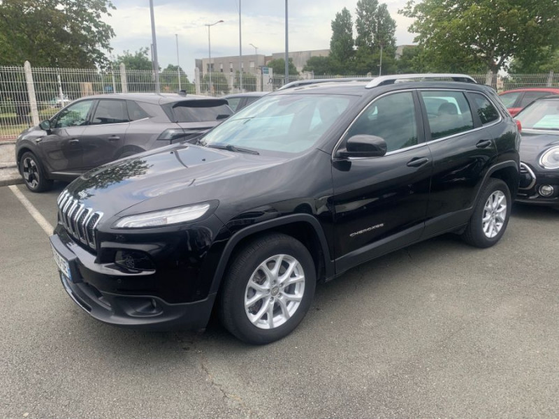 Photo 1 de l'offre de JEEP CHEROKEE 2.2 MultiJet 185 BVA 4WD LONGITUDE EXECUTIVE Active Drive CUIR Attel. à 17950€ chez Mérignac auto