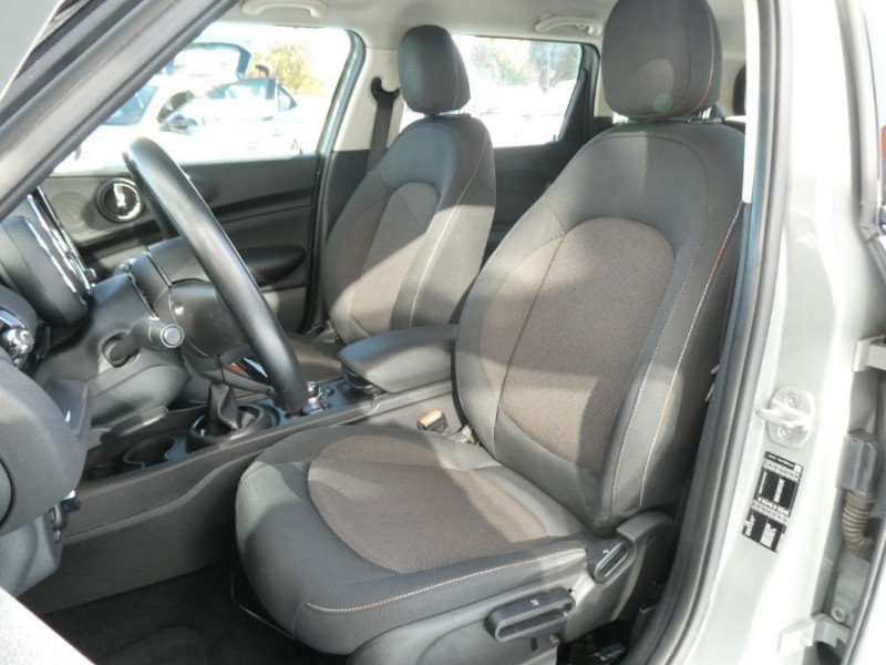 Photo 4 de l'offre de MINI CLUBMAN III ONE D 116 BVA Nv GPS Radars Clim Auto Suivi Complet à 21490€ chez Mérignac auto