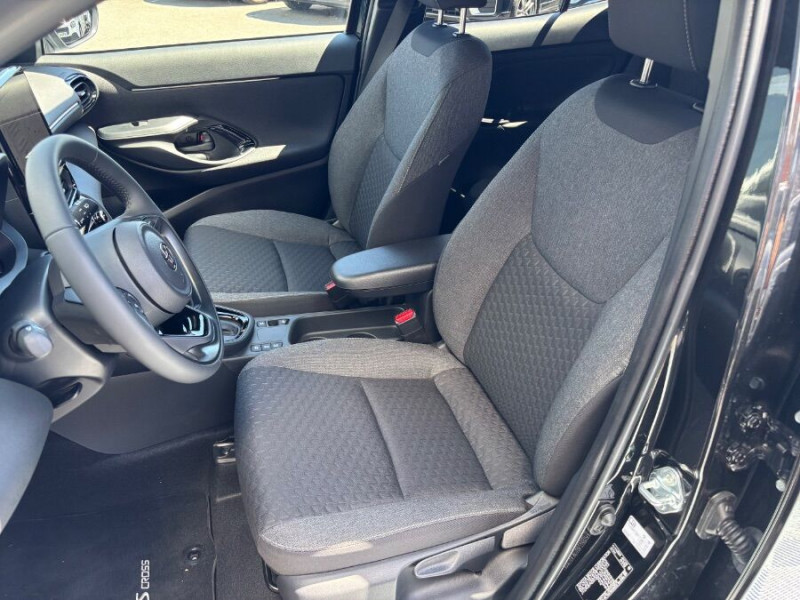 Photo 5 de l'offre de TOYOTA YARIS CROSS 1.5 HYBRIDE 116H BVA DESIGN SC JA17 Camera Key Less ACC à 27490€ chez Mérignac auto