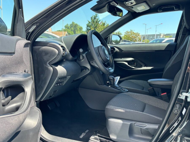 Photo 14 de l'offre de TOYOTA YARIS CROSS 1.5 HYBRIDE 116H BVA DESIGN SC JA17 Camera Key Less ACC à 27490€ chez Mérignac auto