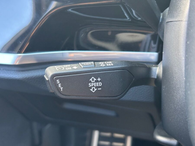 Photo 32 de l'offre de AUDI Q3 35 TFSI 150 BVM6 S LINE Camera Hayon EL. 1ère Main à 28950€ chez Mérignac auto