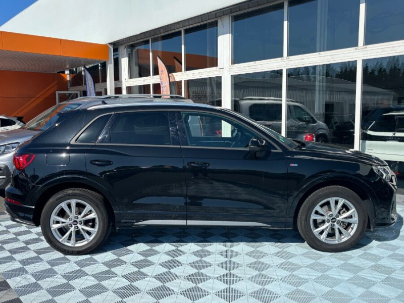 Photo 10 de l'offre de AUDI Q3 35 TFSI 150 BVM6 S LINE Camera Hayon EL. 1ère Main à 28950€ chez Mérignac auto
