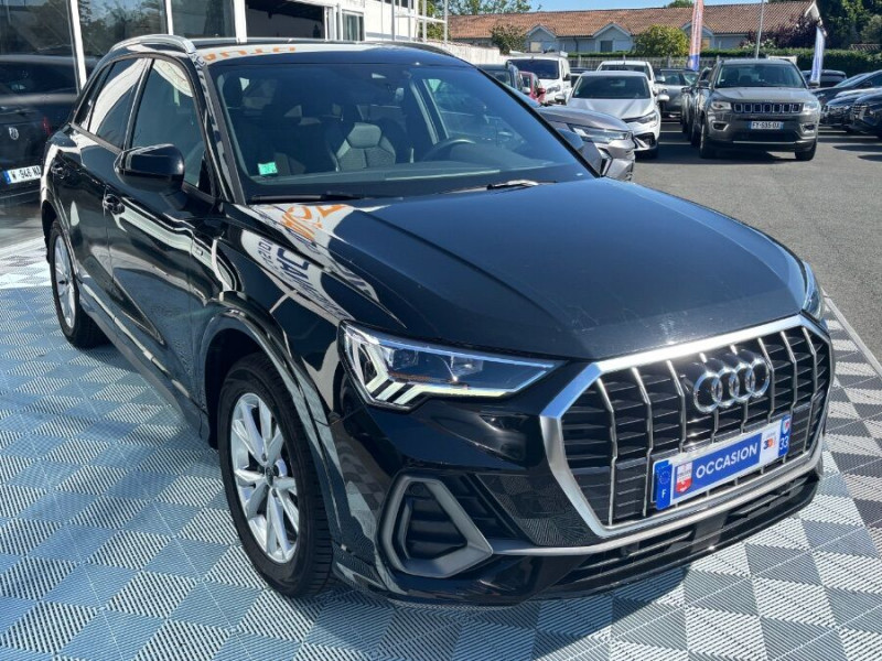 Photo 2 de l'offre de AUDI Q3 35 TFSI 150 BVM6 S LINE Camera Hayon EL. 1ère Main à 28950€ chez Mérignac auto