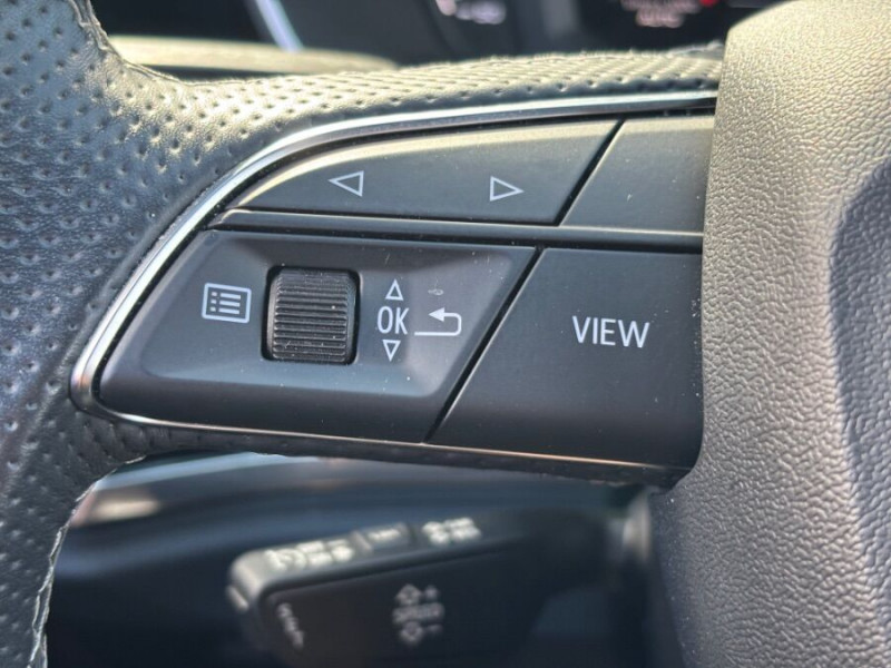Photo 34 de l'offre de AUDI Q3 35 TFSI 150 BVM6 S LINE Camera Hayon EL. 1ère Main à 28950€ chez Mérignac auto