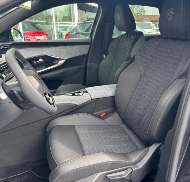 Photo 5 de l'offre de PEUGEOT 3008 HYBRID 145 e-DCS6 GT Hayon Elect. LED Pixel SC à 34890€ chez Mérignac auto