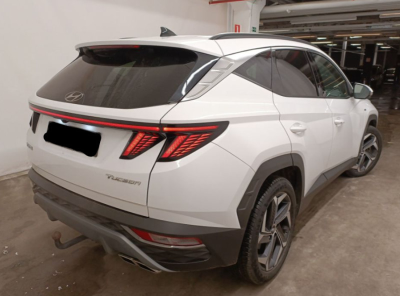 Photo 7 de l'offre de HYUNDAI TUCSON IV 1.6 CRDI 136 DCT-7 HYBRID 48V 2WD CUIR SE JA19 Hayon EL. Attel. à 32950€ chez Mérignac auto